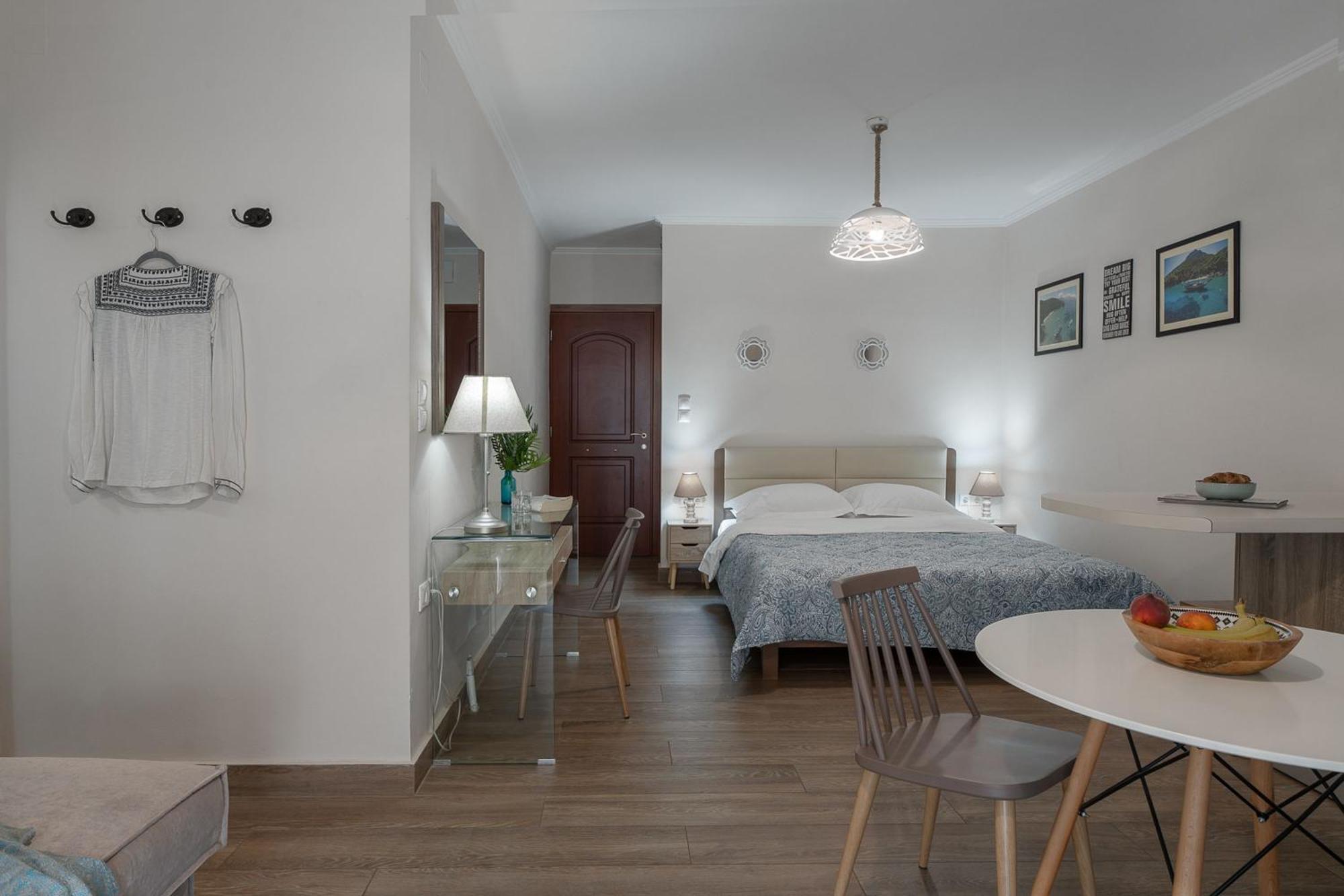 Captain'S Seafront Apartments Nydri  Zewnętrze zdjęcie